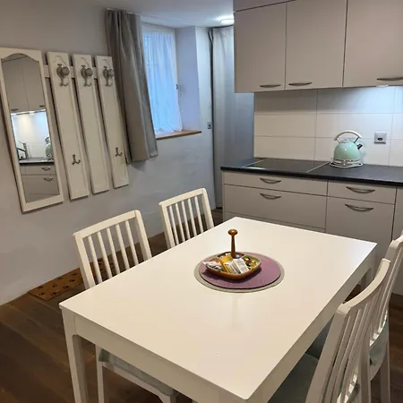 La Lombardie - Charme Et Tranquillite *